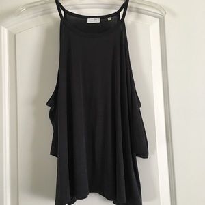 Cold shoulder crop top